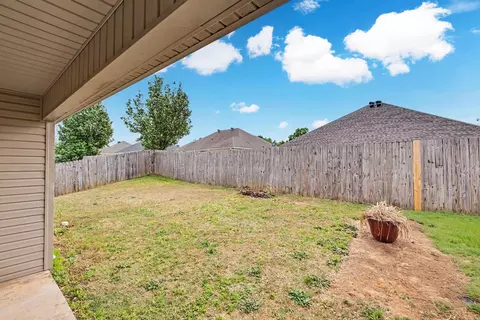 Exterior - 3994 Mountaincrest Cir, Alexander, AR 72002 photo 6 of 8