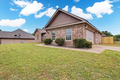 Exterior - 3994 Mountaincrest Cir, Alexander, AR 72002 photo 2 of 8