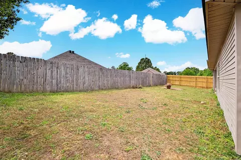 Exterior - 3994 Mountaincrest Cir, Alexander, AR 72002 photo 5 of 8