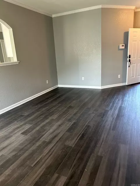 Living - 3994 Mountaincrest Cir, Alexander, AR 72002 photo 6 of 6