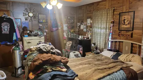 Bedroom - 9102 Shannon Rd, Pine Bluff, AR 71603 photo 3 of 3