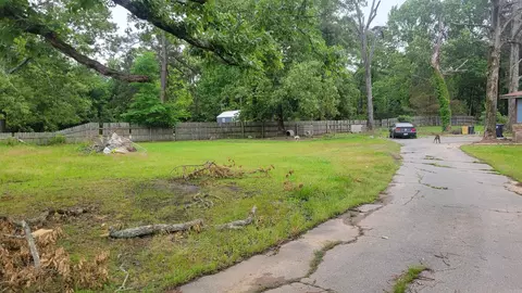 Exterior - 9102 Shannon Rd, Pine Bluff, AR 71603 photo 3 of 6