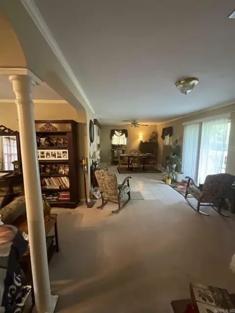 Entry Way - 120 Apache Dr, Searcy, AR 72143 photo 1 of 2