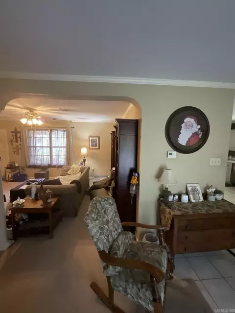 Entry Way - 120 Apache Dr, Searcy, AR 72143 photo 2 of 2