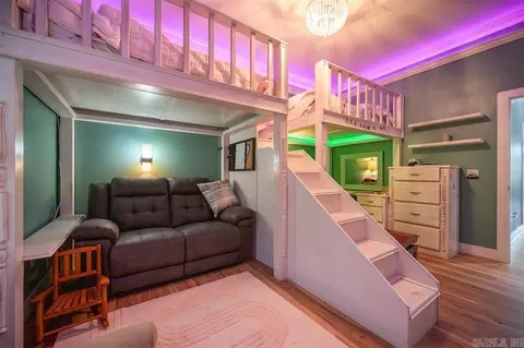 Bedroom - 500 Rink Rd, De Queen, AR 71832 photo 3 of 4