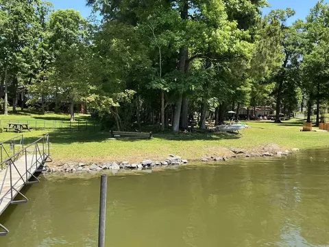 109 Bayshore Cv, Hot Springs, AR 71901