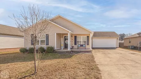 1100 William Hall Dr, Paragould, AR 72450