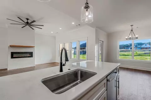 Kitchen - 20 Albion Ct, Cabot, AR 72023 photo 4 of 4