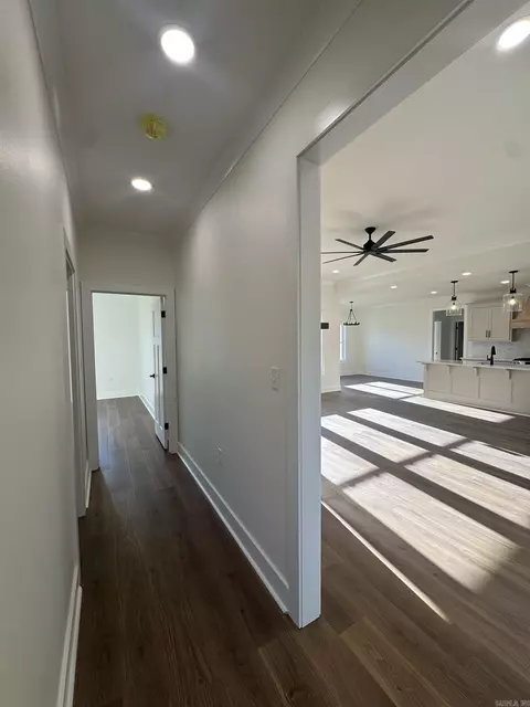Entry Way - 20 Albion Ct, Cabot, AR 72023 photo 1 of 1