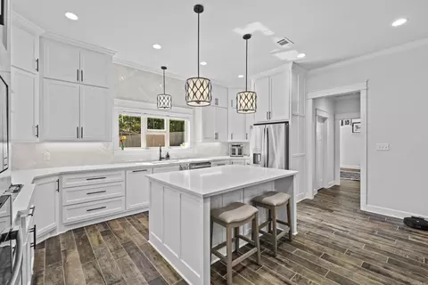Kitchen - 1880 Indigo Cv, Conway, AR 72034 photo 1 of 6
