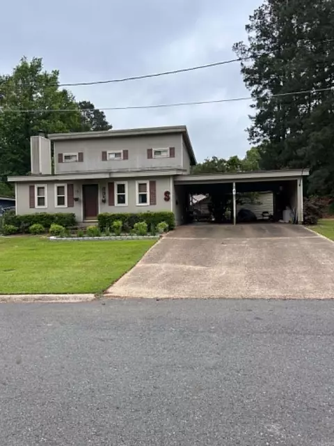 1019 Austin, Camden, AR 71701