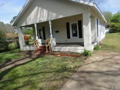 418 Newport Ave, Newport, AR 72112
