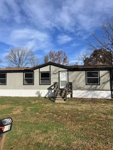 501 Girard Stret, Flippin, AR 72634