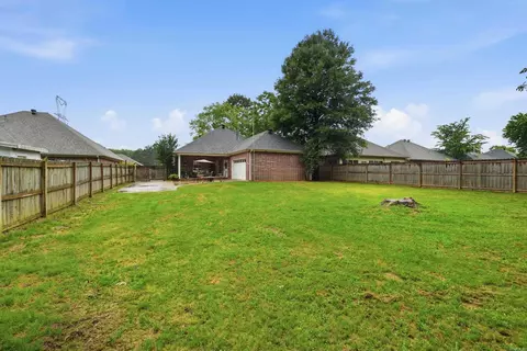 Exterior - 1140 Champions Dr, Conway, AR 72034 photo 3 of 3