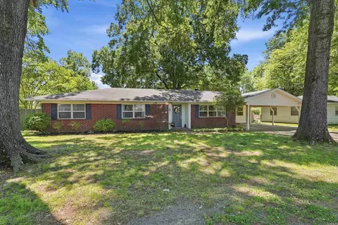 2021 Arkansas Ave, Conway, AR 72034