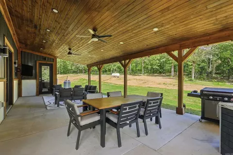 Exterior - 491 Stone Mountain Rd, Conway, AR 72032 photo 4 of 9