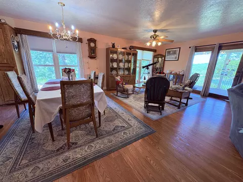 Dining - 1350 Circle Rd, Ash Flat, AR 72513 photo 1 of 2