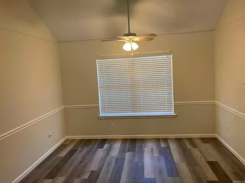 Living - 401 Lee Ln, Beebe, AR 72012 photo 3 of 3