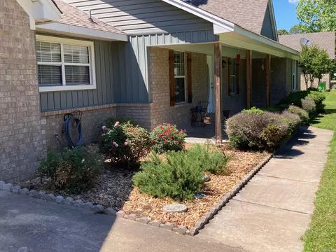 Exterior - 401 Lee Ln, Beebe, AR 72012 photo 5 of 12