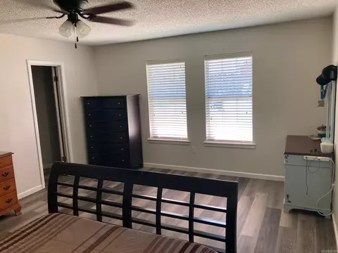 Bedroom - 401 Lee Ln, Beebe, AR 72012 photo 2 of 4