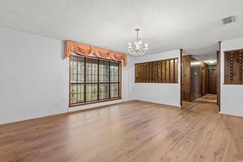 Living - 1068 Spring House Rd, Malvern, AR 72104 photo 5 of 6