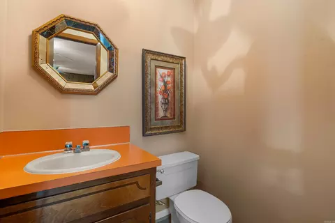 Bath - 1068 Spring House Rd, Malvern, AR 72104 photo 1 of 4