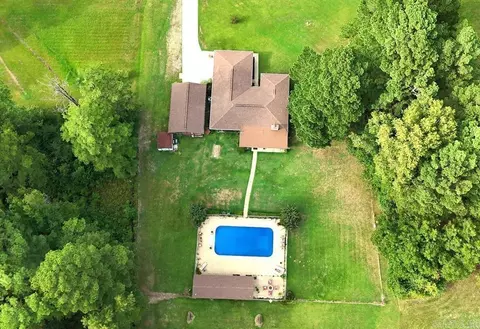 Exterior - 8930 Dyson Rd, Pine Bluff, AR 71603 photo 2 of 10