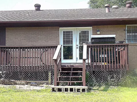 Exterior - 8115 Kling Rd, Mabelvale, AR 72103 photo 12 of 15