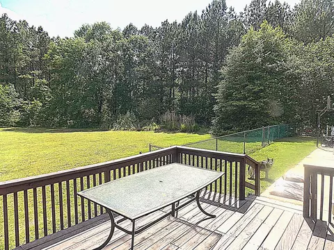 Exterior - 8115 Kling Rd, Mabelvale, AR 72103 photo 10 of 15