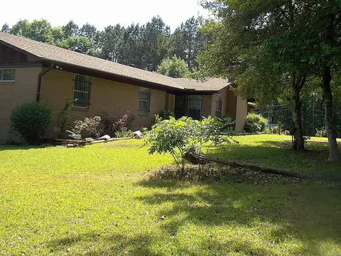 Exterior - 8115 Kling Rd, Mabelvale, AR 72103 photo 7 of 15