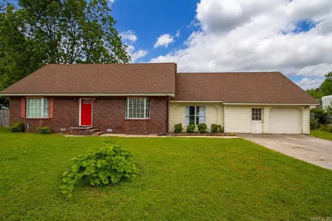 52 Cardinal Valley Dr, Sherwood, AR 72120