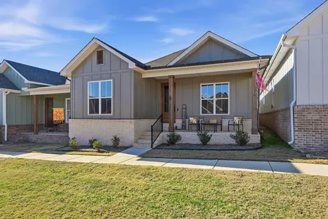 Exterior - 5 Pasley Park, Bryant, AR 72022 photo 4 of 6