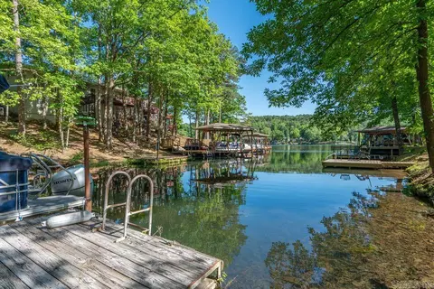 2 Lequita Pl, Hot Springs Village, AR 71909