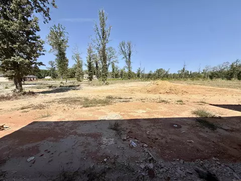 Exterior - 6838 Detonti Rd, Bauxite, AR 72011 photo 4 of 6