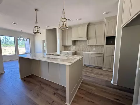 Kitchen - 6838 Detonti Rd, Bauxite, AR 72011 photo 3 of 6