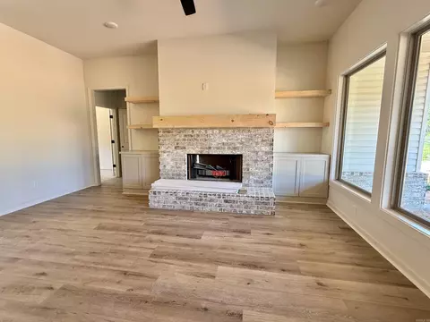 Living - 6838 Detonti Rd, Bauxite, AR 72011 photo 3 of 3