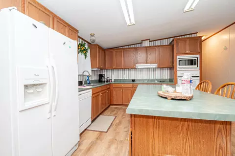 Kitchen - 153 Highway 160, Hermitage, AR 71647 photo 3 of 4