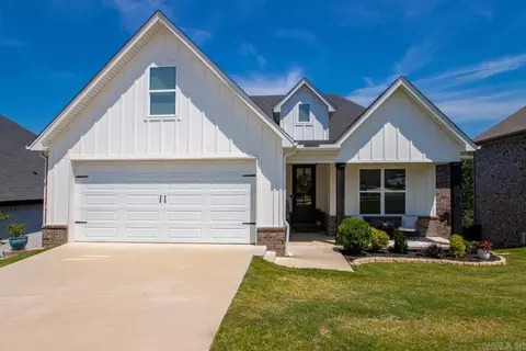184 Ridgeview Trl, Maumelle, AR 72113