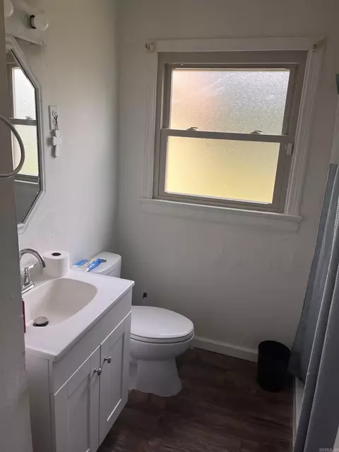 Bath - 14 S Richard Dr, Pine Bluff, AR 71602 photo 3 of 4