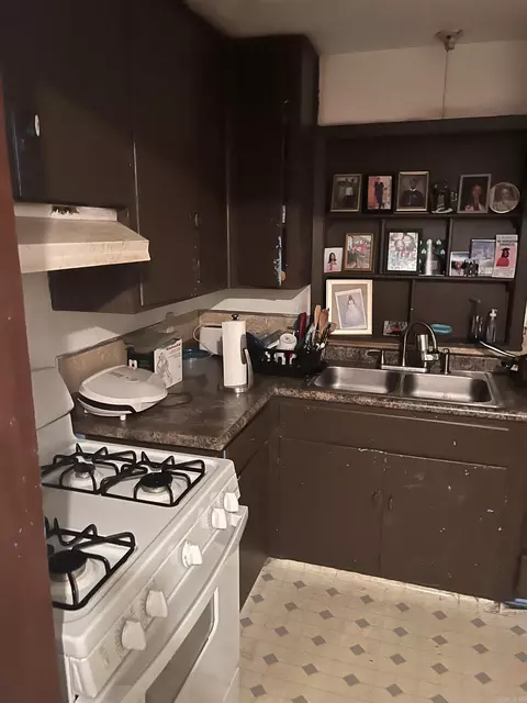Kitchen - 14 S Richard Dr, Pine Bluff, AR 71602 photo 1 of 2