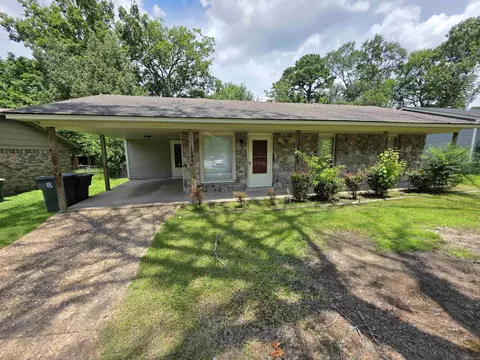 5400 Southboro Dr, Little Rock, AR 72209