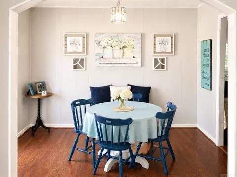 Dining - 923 Denton St, Benton, AR 72015 photo 1 of 1