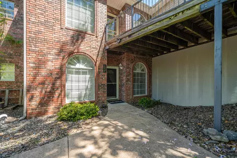 102 Waterfront Dr #2C, Hot Springs, AR 71913