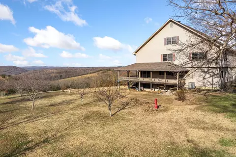 Exterior - 667 Cedar Creek Rd, Marshall, AR 72650 photo 7 of 8