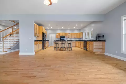 Living - 667 Cedar Creek Rd, Marshall, AR 72650 photo 7 of 11