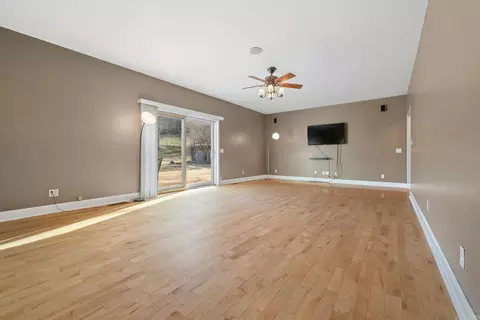 Living - 667 Cedar Creek Rd, Marshall, AR 72650 photo 1 of 11