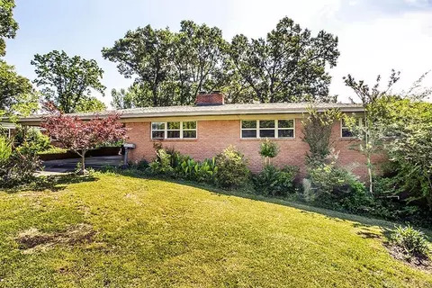 4 Talmage Dr, Little Rock, AR 72204