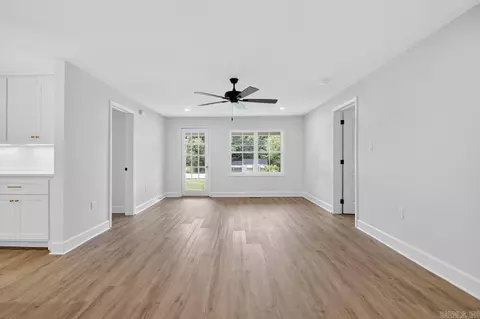 Living - 3106 Edison Ave, Benton, AR 72015 photo 1 of 2