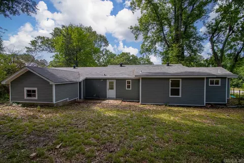 Exterior - 3106 Edison Ave, Benton, AR 72015 photo 8 of 9