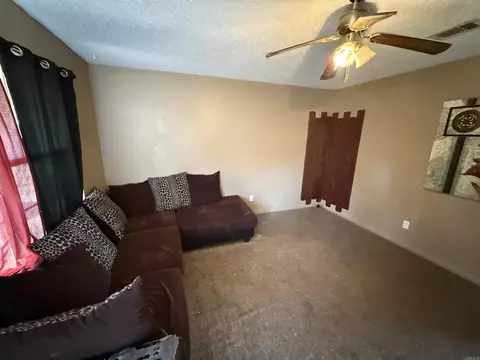 Living - 200 Wright Cv, Jacksonville, AR 72076 photo 1 of 1